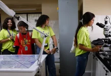 Imersão na Fiocruz inspira meninas a seguir carreira científica