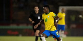 Com um a mais, Brasil perde para a França em amistoso pré Copa do Mundo